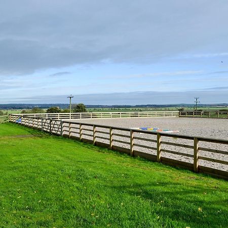 Park Farm Cottage Folkton エクステリア 写真