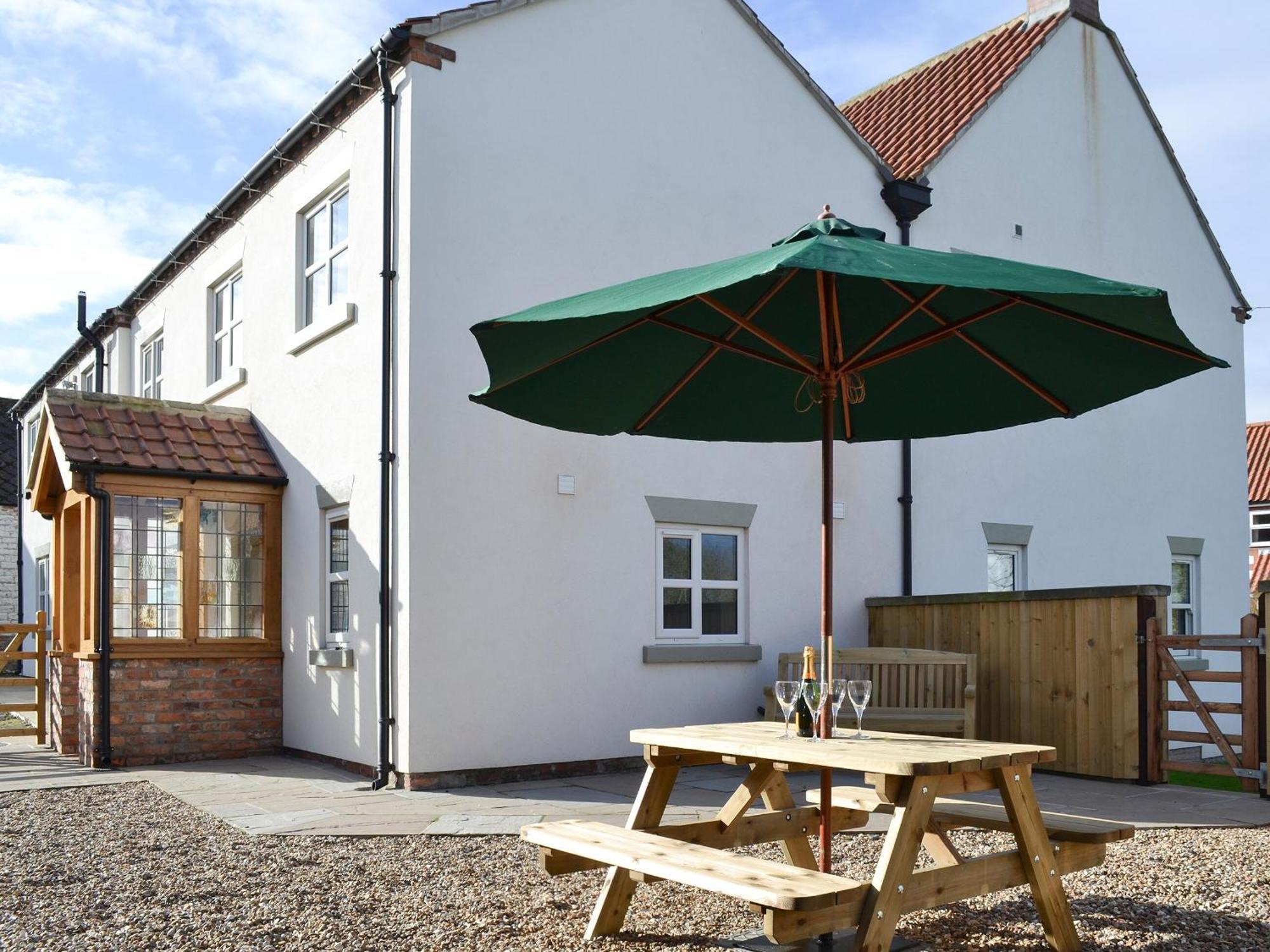 Park Farm Cottage Folkton エクステリア 写真